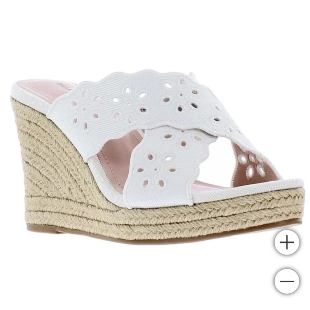 NEW 9 Draper James White Wedge Sandal